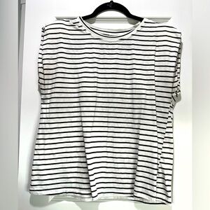 Hayden black and white dress top cropped sleeves size small